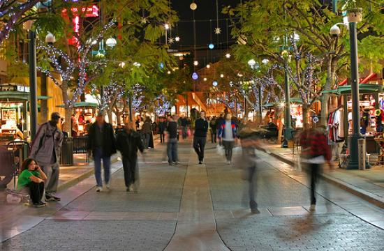 Christmas In Santa Monica 2022 Schedule Santa Monica's Winterlit Celebration Returns: - Sm Mirror