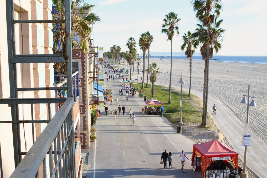 Venice Beach Hotel Sheltering Homeless Individuals - SM Mirror